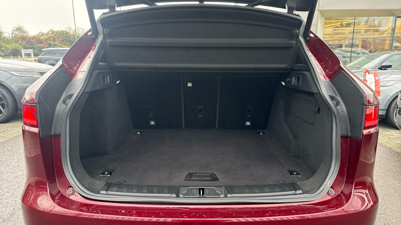 Jaguar F-Pace 2.0d Portfolio 5dr Auto AWD Diesel Estate